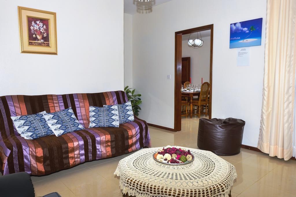 Sunset Villa Flic en Flac Exterior photo